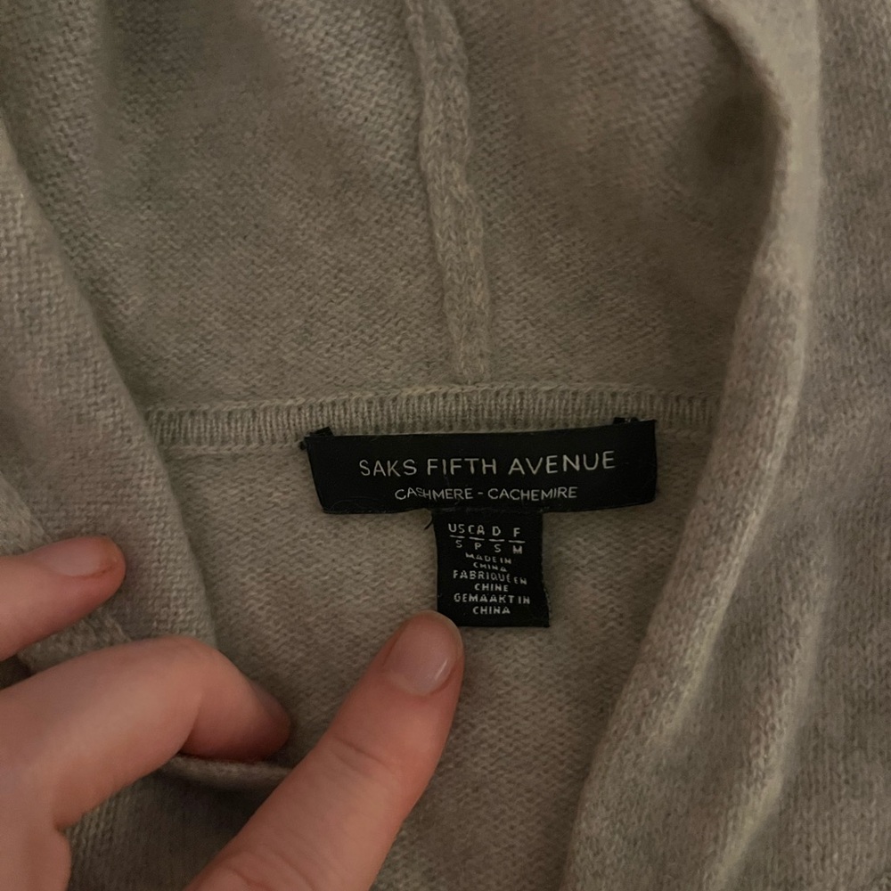 Saks Fifth Avenue Light Gray Cashmere Knit